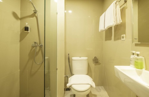 Astana Anyar Hotel | Collection O Kebon Jeruk Near Taman Balai Kota