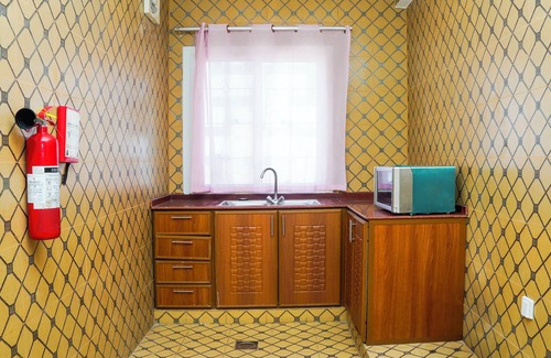 Al Maabilah Hostel | Collection O Muscat Airport Hotel Apartments