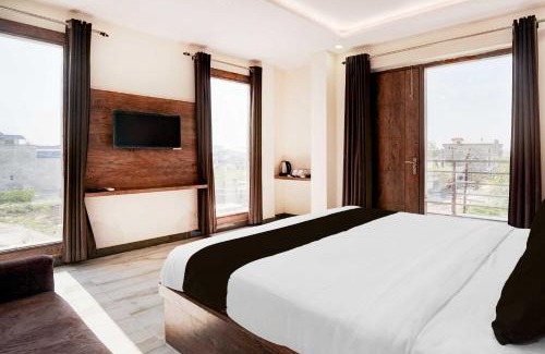 Agra Hotel | Collection O Taj Nagri Basai