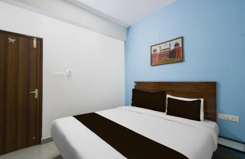 Kukatpally Housing Board Colony Hotel | Collection O The RIO HOTEL JNTU Bus Stop