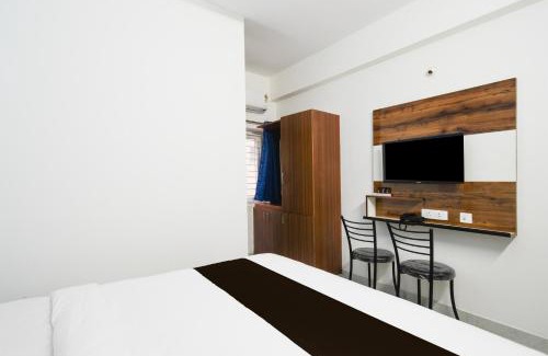 Kukatpally Housing Board Colony Hotel | Collection O The RIO HOTEL JNTU Bus Stop