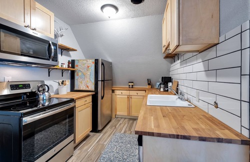 University District Hotel | College Inn Hotel