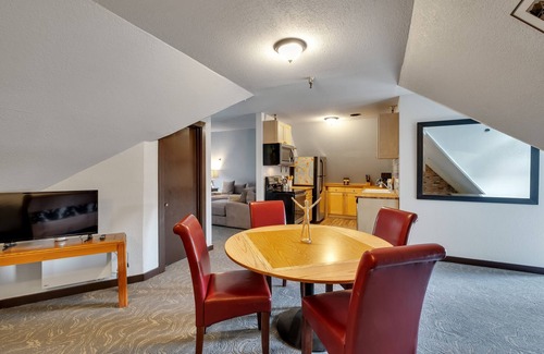 University District Hotel | College Inn Hotel