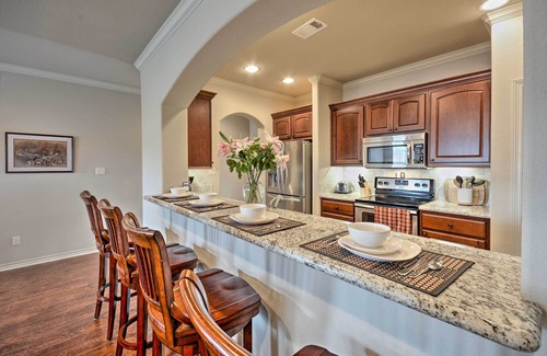 College Station House | College Station Townhouse w/Private Patio