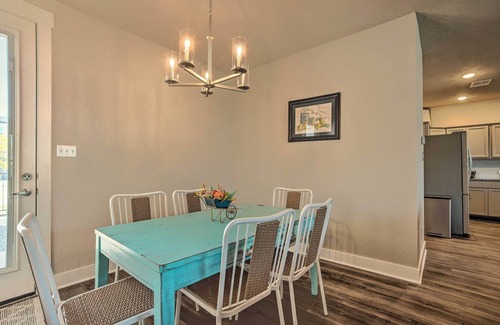 Wellborn House | College Station Townhome w/Furnished Patio!