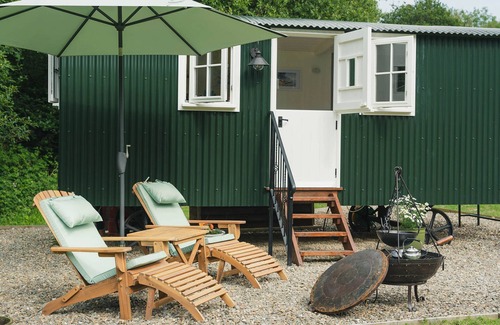 Oakford Cottage | COLLEN, pet friendly, with open fire in Aberaeron