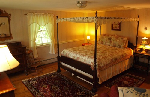 Campton Bed & Breakfast | Colonel Spencer Inn