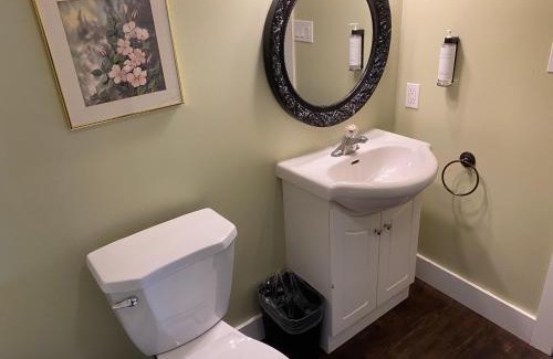 Charlottetown Bed & Breakfast | Colonial Charm Inn Bed & Breakfast