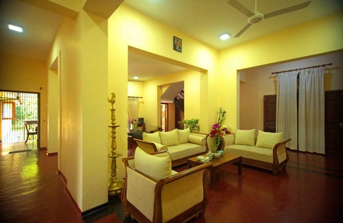 Padukka House | Colonial Villa Padukka