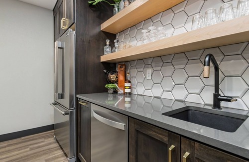 Loveland House | Colorado Modern Retreat w/King Beds, Pickleball