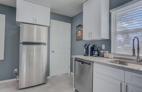 Central Colorado Springs Cottage | Colorado Springs Uccs Grey Cottagedog Friendly!