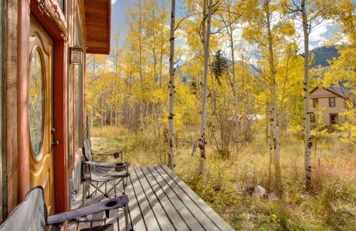 Marble House | Colorful Cabin with Teepee, Fire Pits and Mtn Views!
