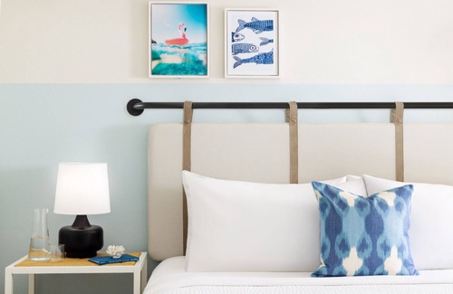 New Town Hotel | Colorful Key West Escape | Pools, Food Trucks, Karaoke Night & Free Shuttle