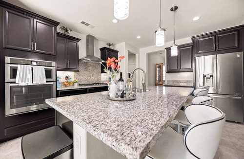 Mira Loma House | Colorful & Spacious 5Be/4Ba house near ONT Airport