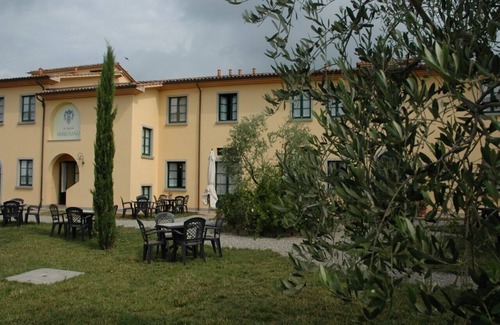 Stabbia Apartment | COLORINO APARTMENT on two floors BEDROOMS-KITCHEN-LIVING ROOM-AIR CONDITIONING