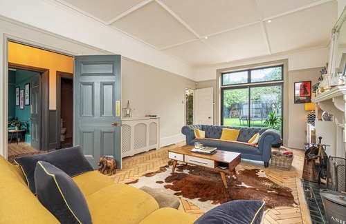 St. Leonard's House | Colour Gems