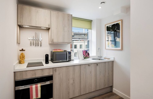 Bristol Apartment | Colston Street - Your Apartment