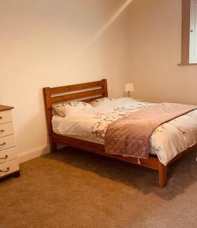Tullamore Apartment | Colton House - Apt 4