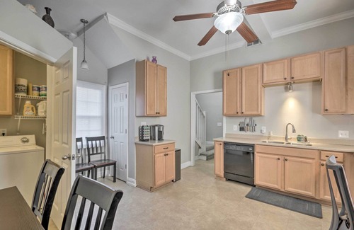 Columbia House | Columbia Home w/Spacious Yard < 2 Mi to Dtwn
