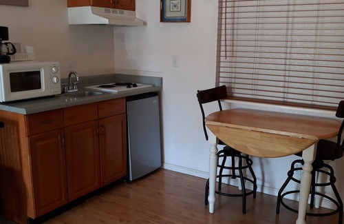 Idaho Springs Hotel | Columbine INN
