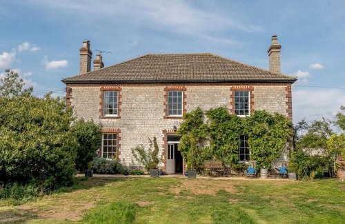Thetford House | Colveston Manor