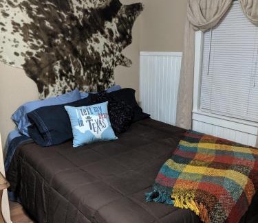 Bacliff House | Come Friday Cottages