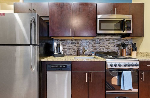St. Clairsville House | Come home to a Lavishly Renovated Condo minutes from Wheeling 205