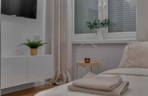 Opole Apartment | COMFISTAY Armii krajowej 16B - Near Central Station and Free parking