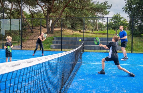 Leuken House | Comfort 12-person water villa in the holiday park Landal Marina Resort Well