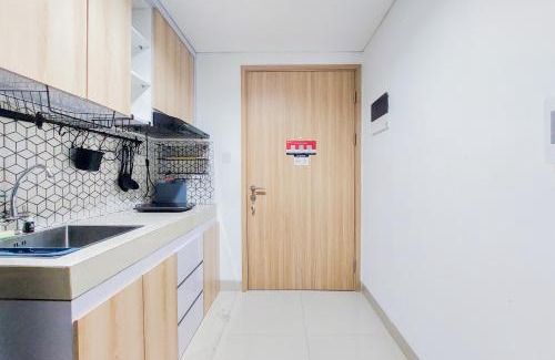 Pondok Aren Apartment | Comfort 1BR without Living Room Bintaro Embarcadero Apartment By Travelio