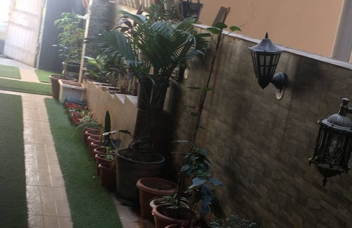 Kukatpalli House | Comfort 2BHK Air conditioned stay at Hitech City