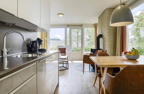 Leiwen House | Comfort 4-person bungalow in the holiday park Landal Sonnenberg
