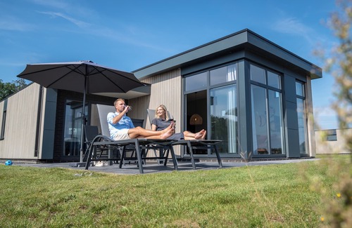 Hoge Hexel Ski Chalet | Comfort 8-person bungalow in the holiday park Landal Sallandse Heuvelrug