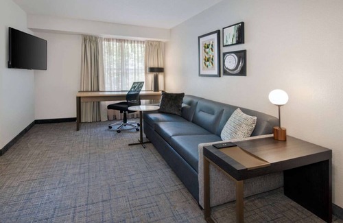 Town Center Hotel | Comfort and Convenience! Private Kitchen, Free Breakfast, Pet-friendly, Pool!