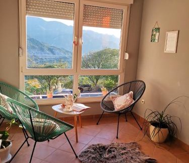 Vrgorac Apartment | Comfort apartment with garage Aria