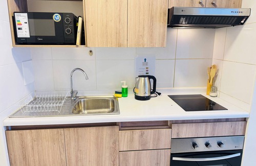 Las Rejas Apartment | Comfort & Convenience