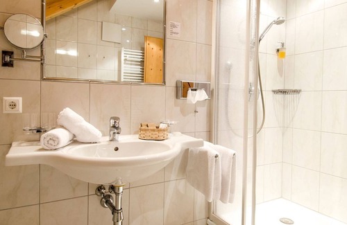 Ischgl House | Comfort Doppelzimmer mit Geteilter Terrasse Nr. 102 - 4-sterne-hotel Daniel