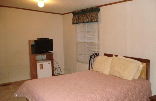 Thayer Hotel | Comfort Green Motel