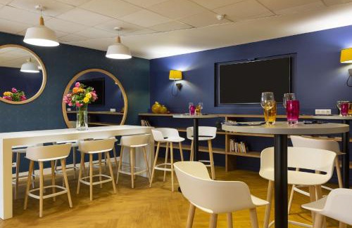Louis Bertrand-Mirabeau-Semard Hotel | Comfort Hotel Paris Porte d'Ivry