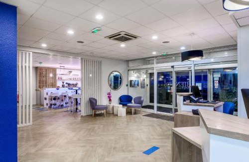 Louis Bertrand-Mirabeau-Semard Hotel | Comfort Hotel Paris Porte d'Ivry