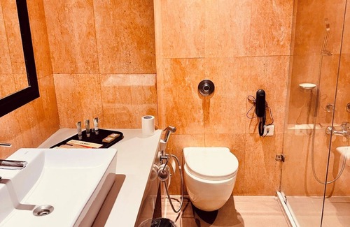 Ranjit Avenue Hotel | Comfort Inn Alstonia Amritsar