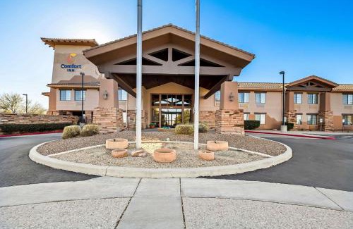 Pomerene Hotel | Comfort Inn Benson near Kartchner Caverns