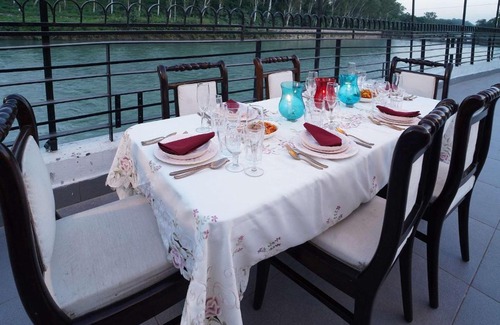 Madhopur Hotel | Comfort Inn Coral River