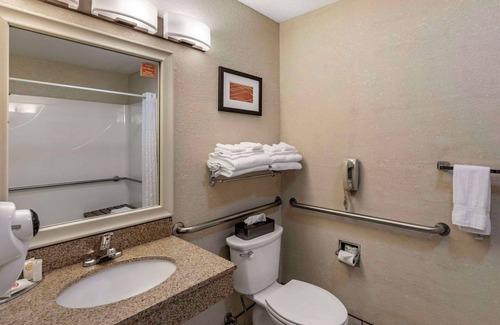 Wheat Ridge Hotel | Comfort Inn Denver West Arvada Station