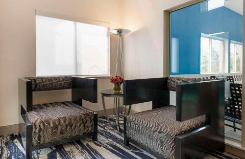 Edinburgh Hotel | Comfort Inn Edinburgh - Columbus
