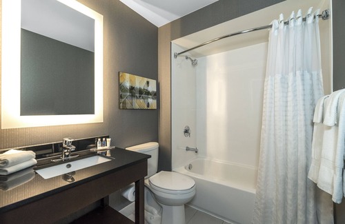 York Regional Municipality Hotel | Comfort Inn Newmarket