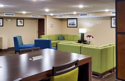 Oxon Hill Hotel | Comfort Inn Oxon Hill - National Harbor