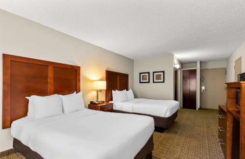 Maryland Heights Hotel | Comfort Inn St Louis - Westport Event Center