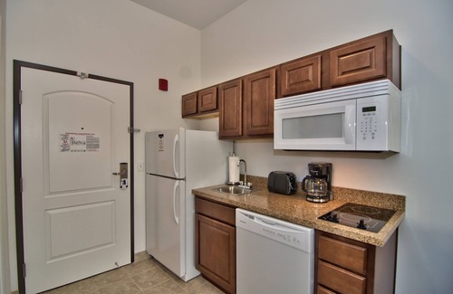 Barnesville Hotel | Comfort Inn & Suites Barnesville - Frackville