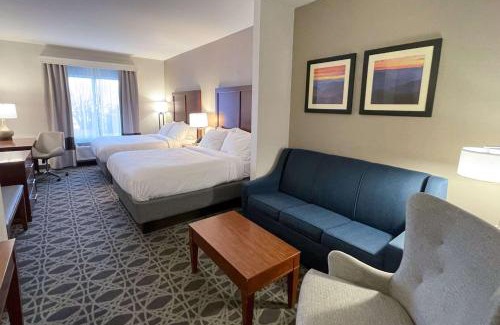 Brevard Hotel | Comfort Inn & Suites Brevard North